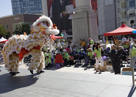 dragon dance